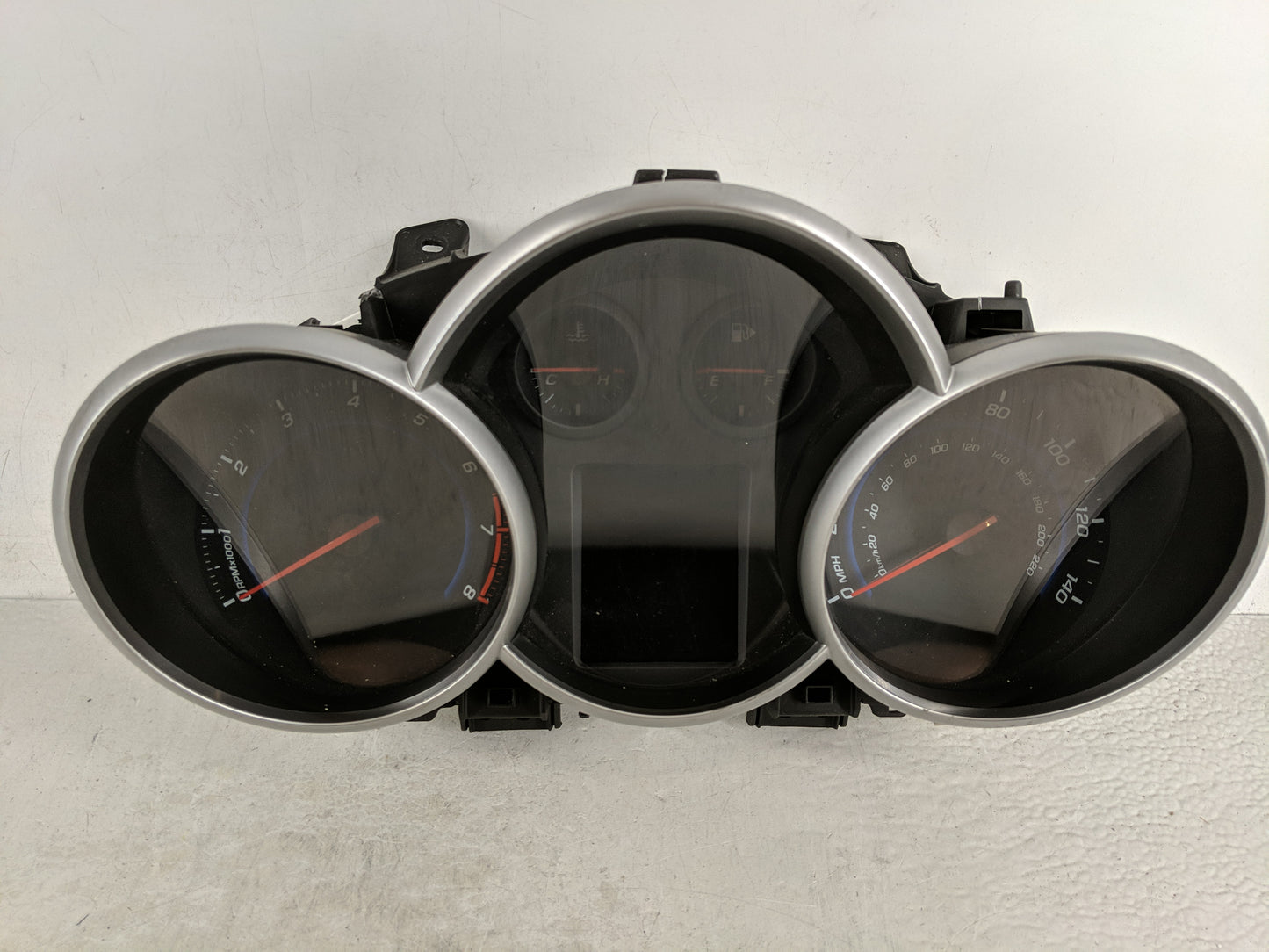 2011 Chevrolet Cruze Instrument Cluster Speedometer Gauges P/N:95216802 95018203 Fits OEM Used Auto Parts - Oemusedautoparts