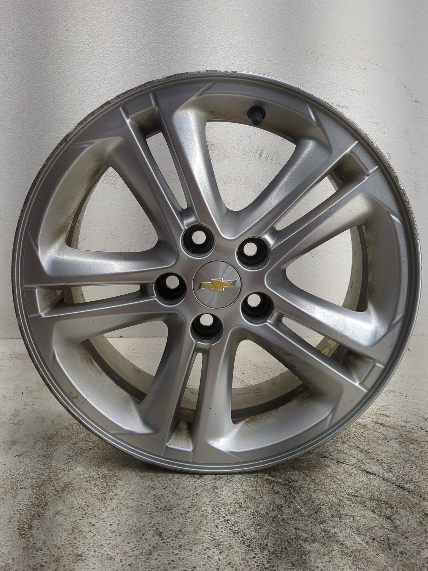 2011-2014 Chevrolet Cruze Oem Wheel Rim - Oemusedautoparts1.com