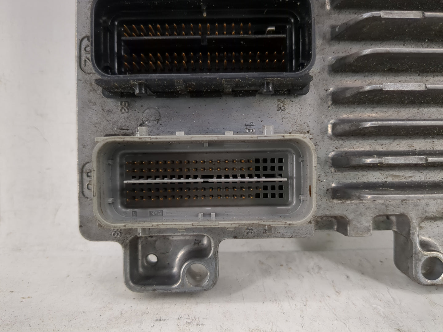 2011 Chevrolet Cruze PCM Engine Control Computer ECU ECM PCU OEM P/N:12644081 Fits OEM Used Auto Parts - Oemusedautoparts1.c
