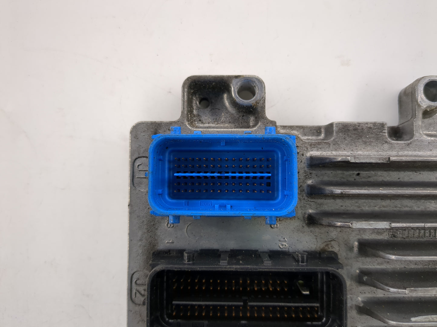 2011 Chevrolet Cruze PCM Engine Control Computer ECU ECM PCU OEM P/N:12644081 Fits OEM Used Auto Parts - Oemusedautoparts1.c