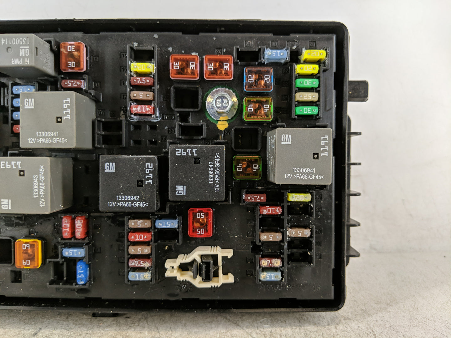 2011-2014 Chevrolet Cruze Fusebox Fuse Box Panel Relay Module P/N:13255300 13222782 Fits Fits 2011 2012 2013 2014 OEM Used A