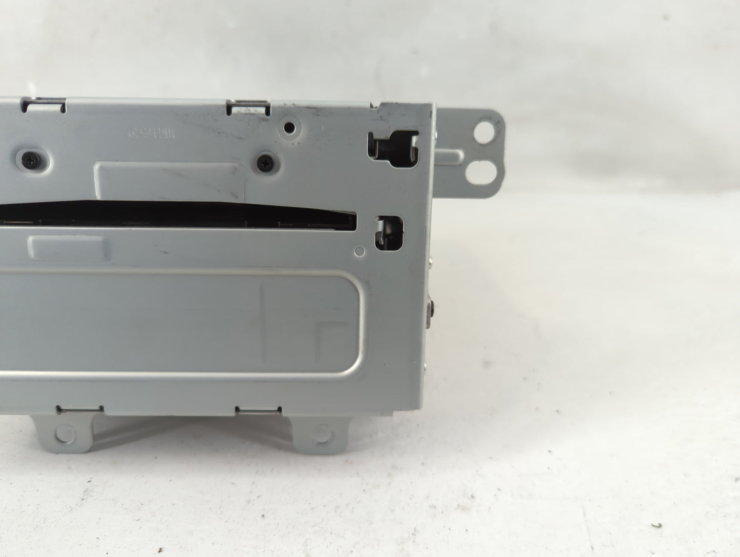2011-2012 Chevrolet Cruze Radio AM FM Cd Player Receiver Replacement P/N:20983517 Fits Fits 2010 2011 2012 OEM Used Auto Par