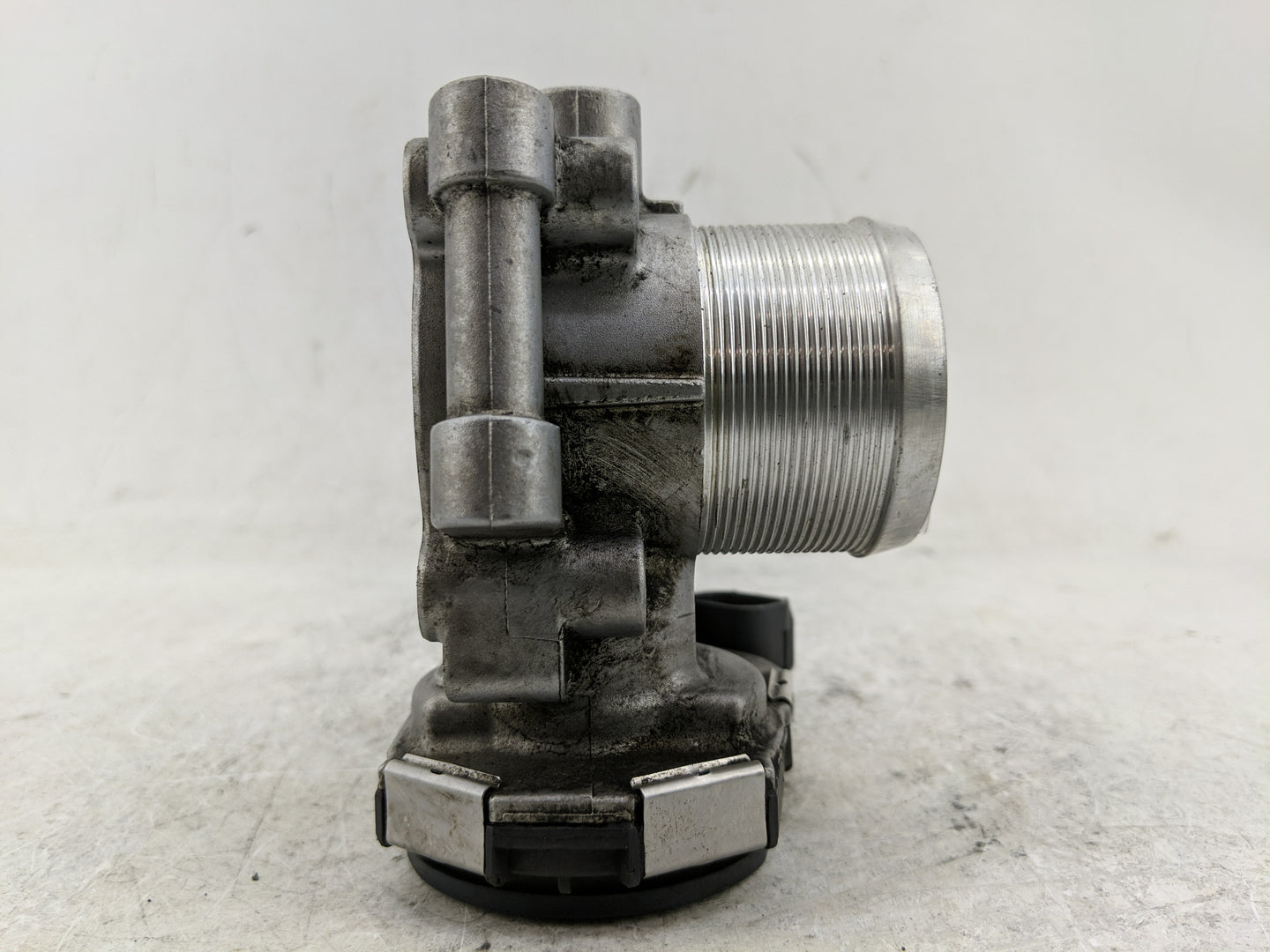 2011-2016 Chevrolet Cruze Throttle Body P/N:55565489 Fits Fits 2011 2012 2013 2014 2015 2016 2017 2018 2019 2020 2021 OEM Us