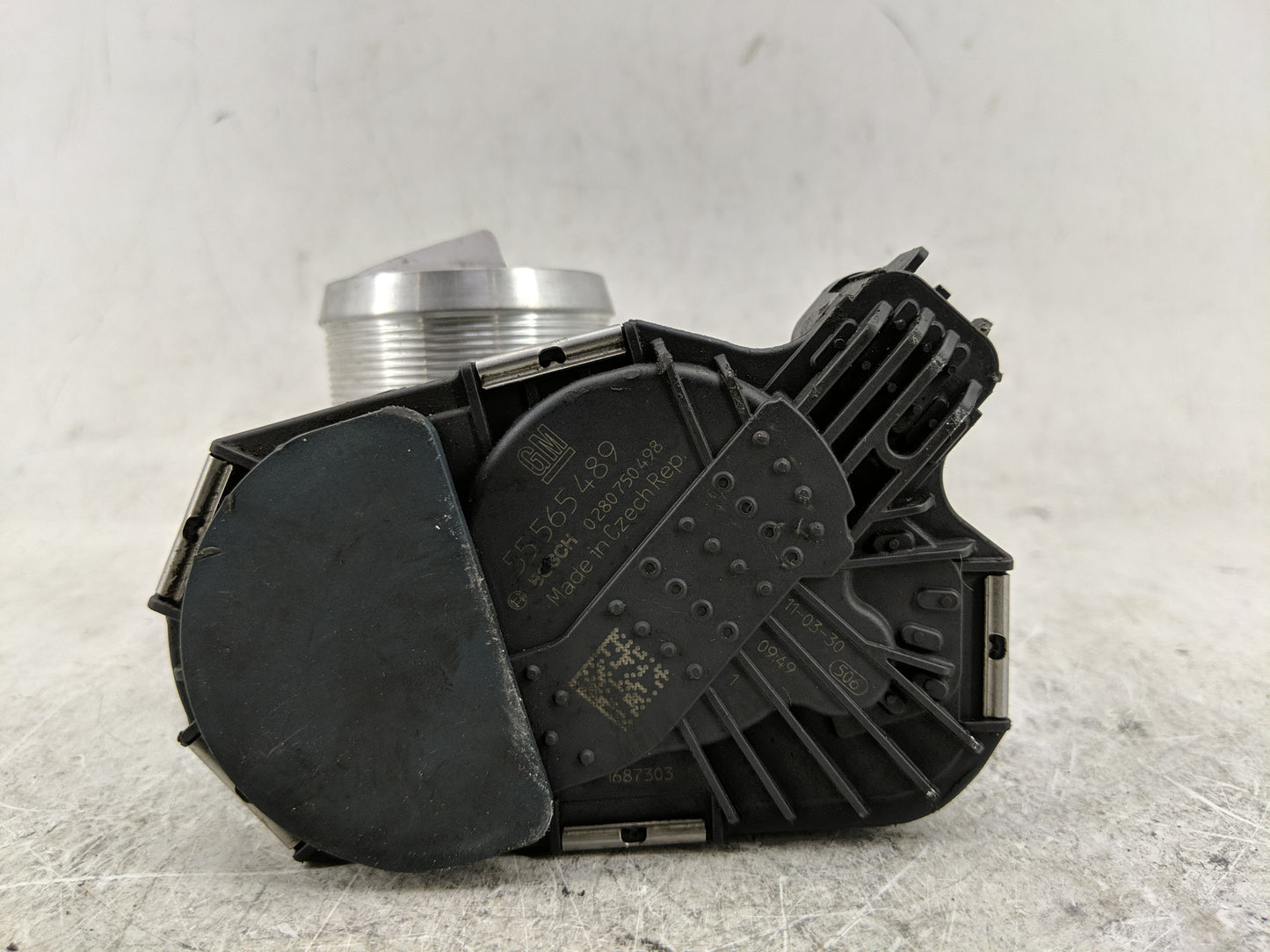 2011-2016 Chevrolet Cruze Throttle Body P/N:55565489 Fits Fits 2011 2012 2013 2014 2015 2016 2017 2018 2019 2020 2021 OEM Us