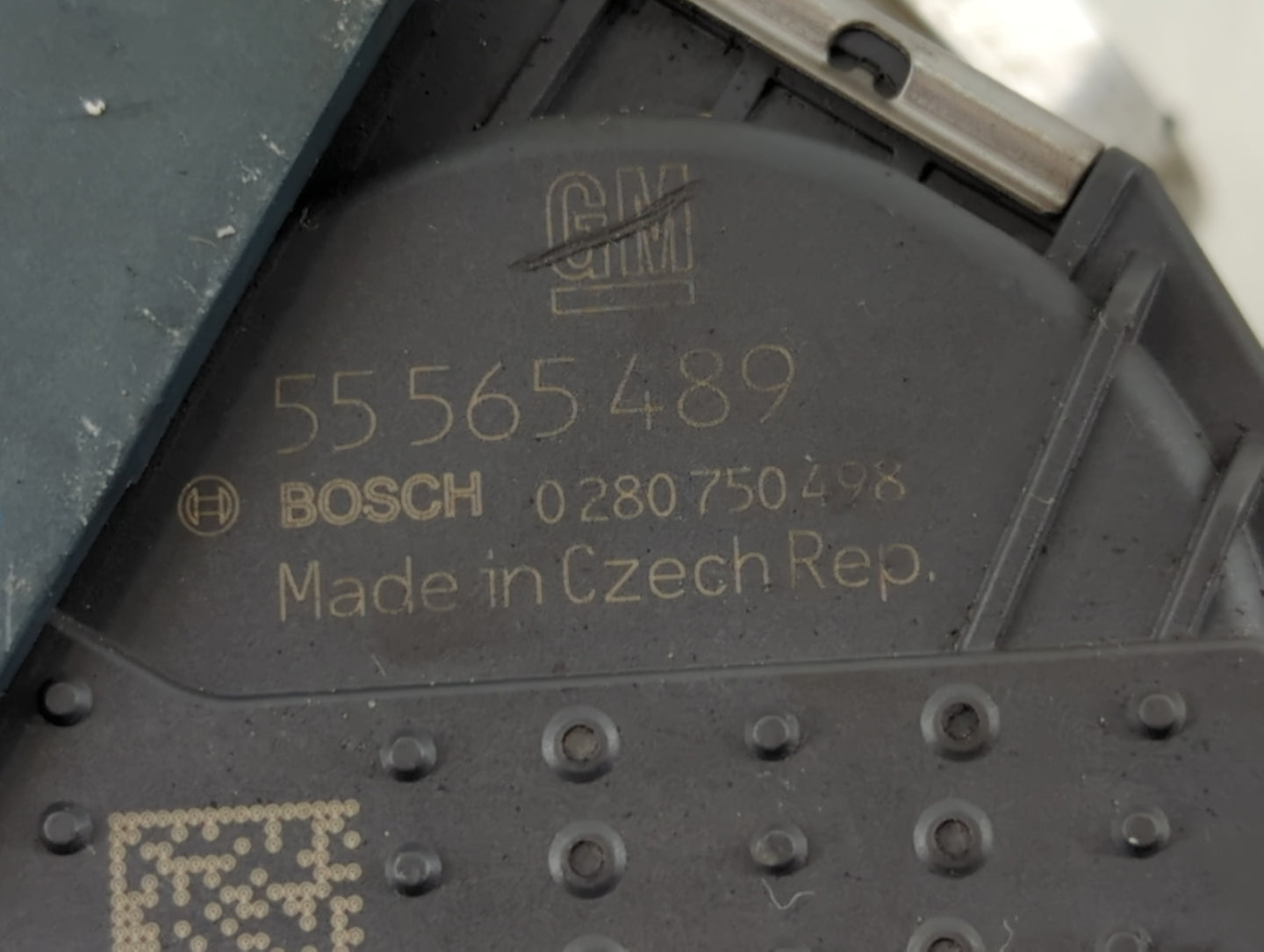 2011-2016 Chevrolet Cruze Throttle Body Fits Fits 2011 2012 2013 2014 2015 2016 2017 2018 2019 2020 2021 OEM Used Auto Parts