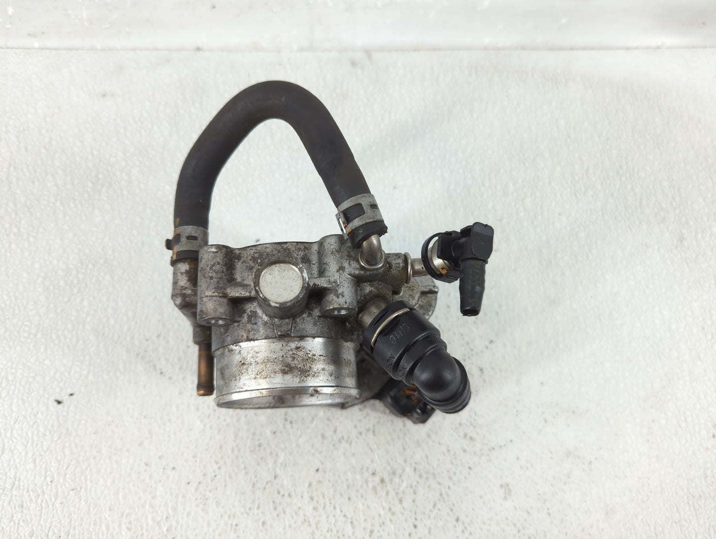 2011-2016 Chevrolet Cruze Throttle Body Fits Fits 2009 2010 2011 2012 2013 2014 2015 2016 2017 2018 OEM Used Auto Parts - Oe