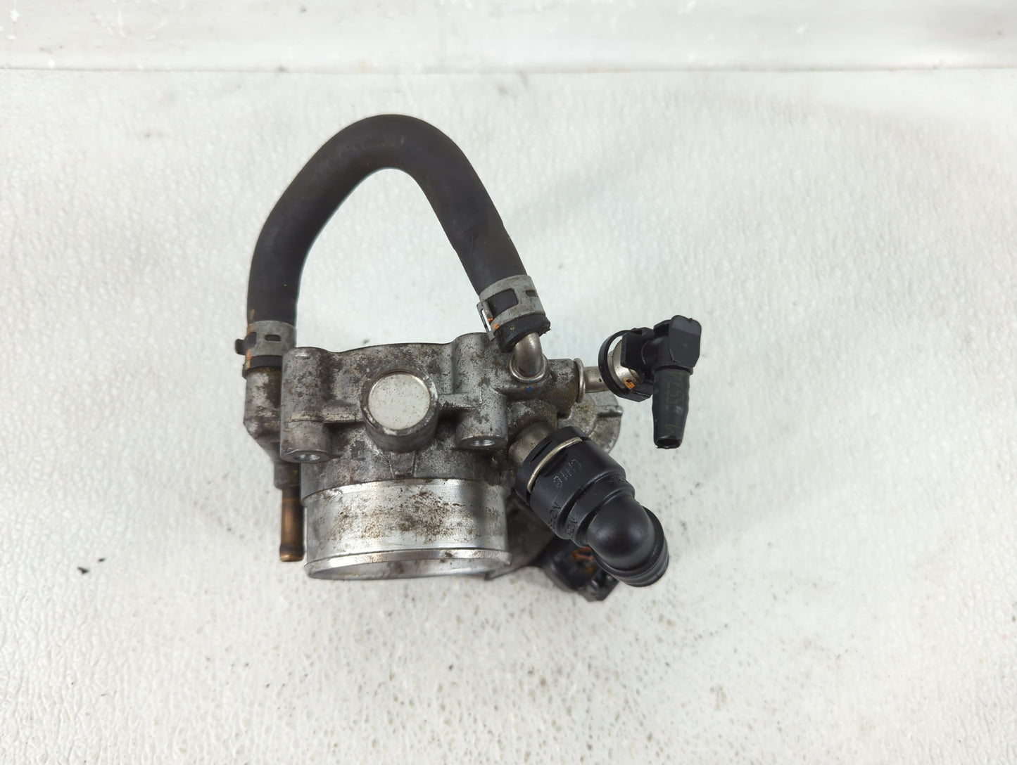 2011-2016 Chevrolet Cruze Throttle Body Fits Fits 2009 2010 2011 2012 2013 2014 2015 2016 2017 2018 OEM Used Auto Parts - Oe