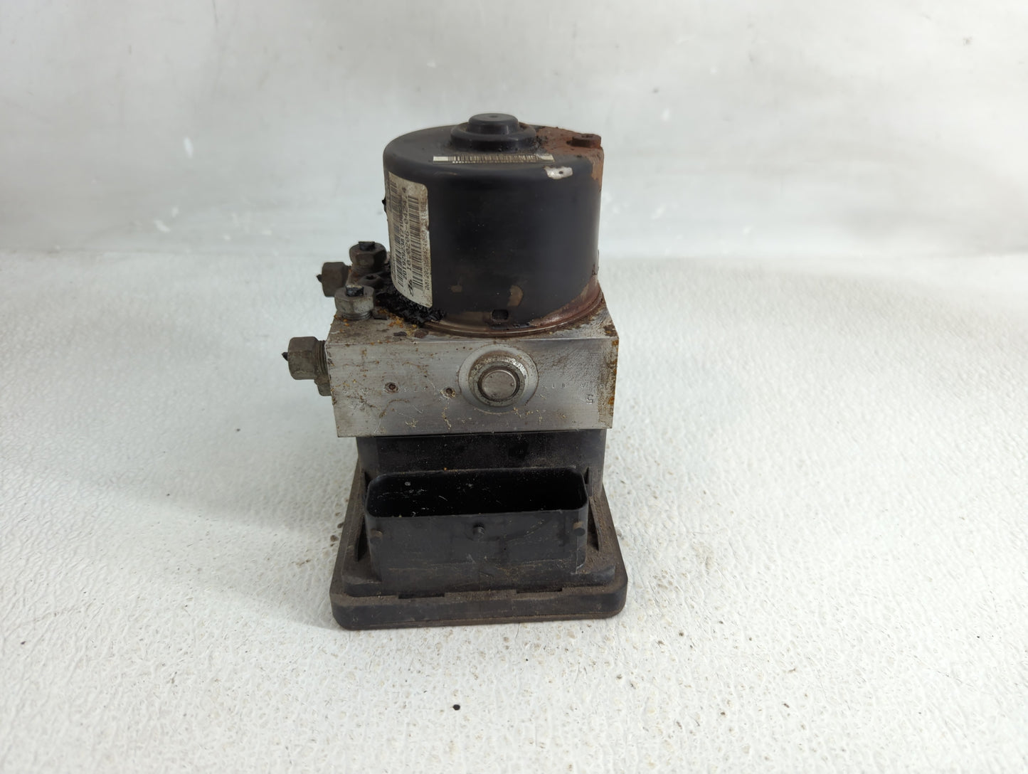 2011 Chevrolet Cruze ABS Pump Control Module Replacement P/N:13349238 Fits OEM Used Auto Parts - Oemusedautoparts1.com