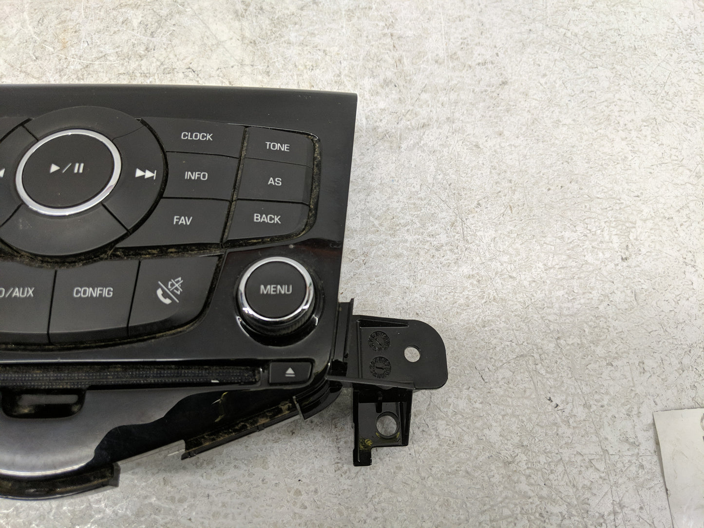 2011-2011 Chevrolet Cruze Radio Control Panel - Oemusedautoparts1.com