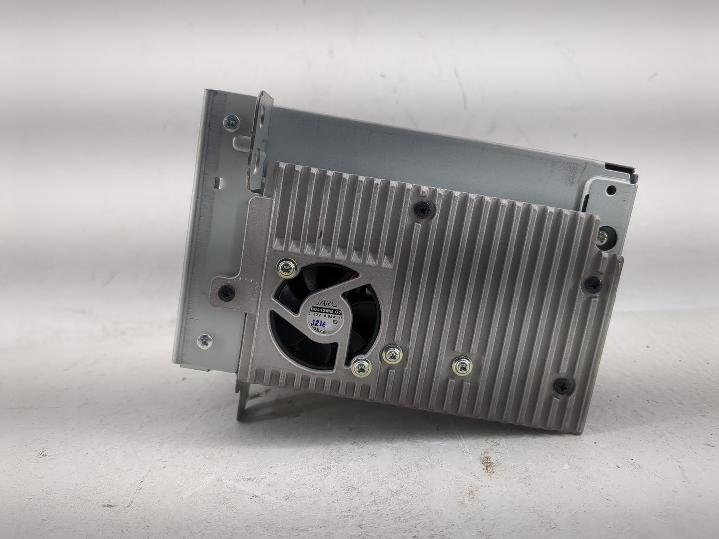 2011-2012 Chevrolet Cruze Radio AM FM Cd Player Receiver Replacement P/N:20983517 Fits Fits 2010 2011 2012 OEM Used Auto Par