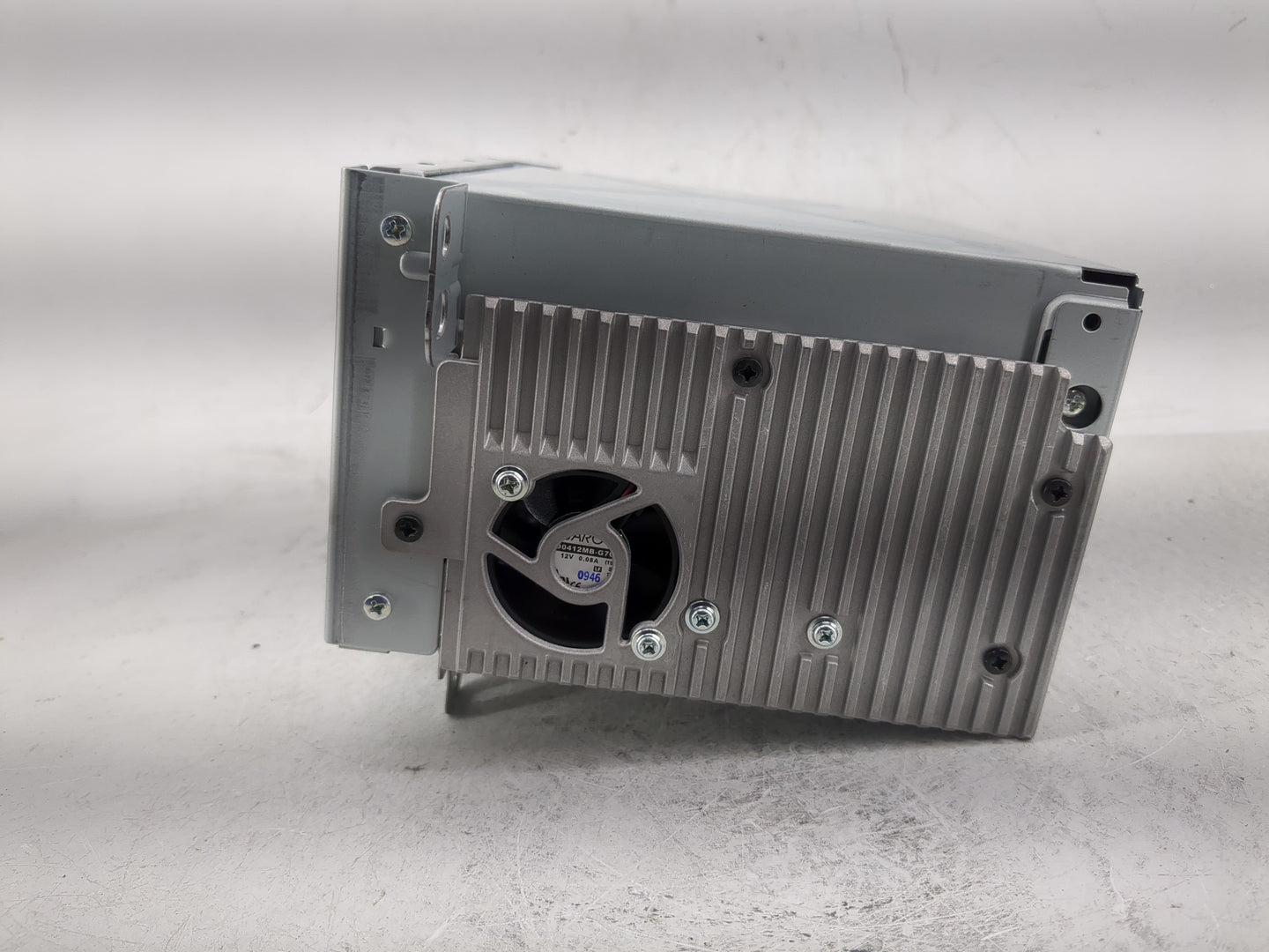2011-2012 Chevrolet Cruze Radio AM FM Cd Player Receiver Replacement P/N:20983517 Fits Fits 2010 2011 2012 OEM Used Auto Par