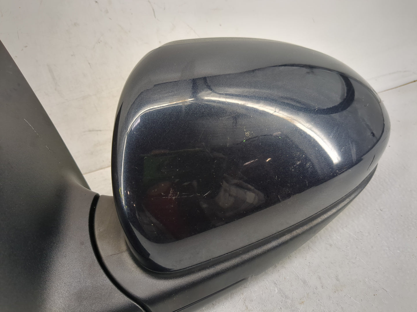 2011-2016 Chevrolet Cruze Driver Side View Mirror - Left Door Mirror OEM Used - Oemusedautoparts1.com