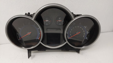 2011 Chevrolet Cruze Instrument Cluster Speedometer Gauges P/N:811511914 769212-670A, 95018203, 95018205 Fits OEM Used Auto 