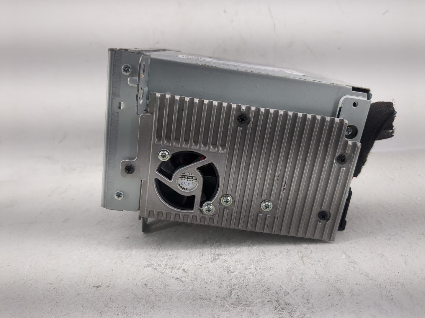 2011-2012 Chevrolet Cruze Radio AM FM Cd Player Receiver Replacement P/N:20983517 Fits Fits 2010 2011 2012 OEM Used Auto Par