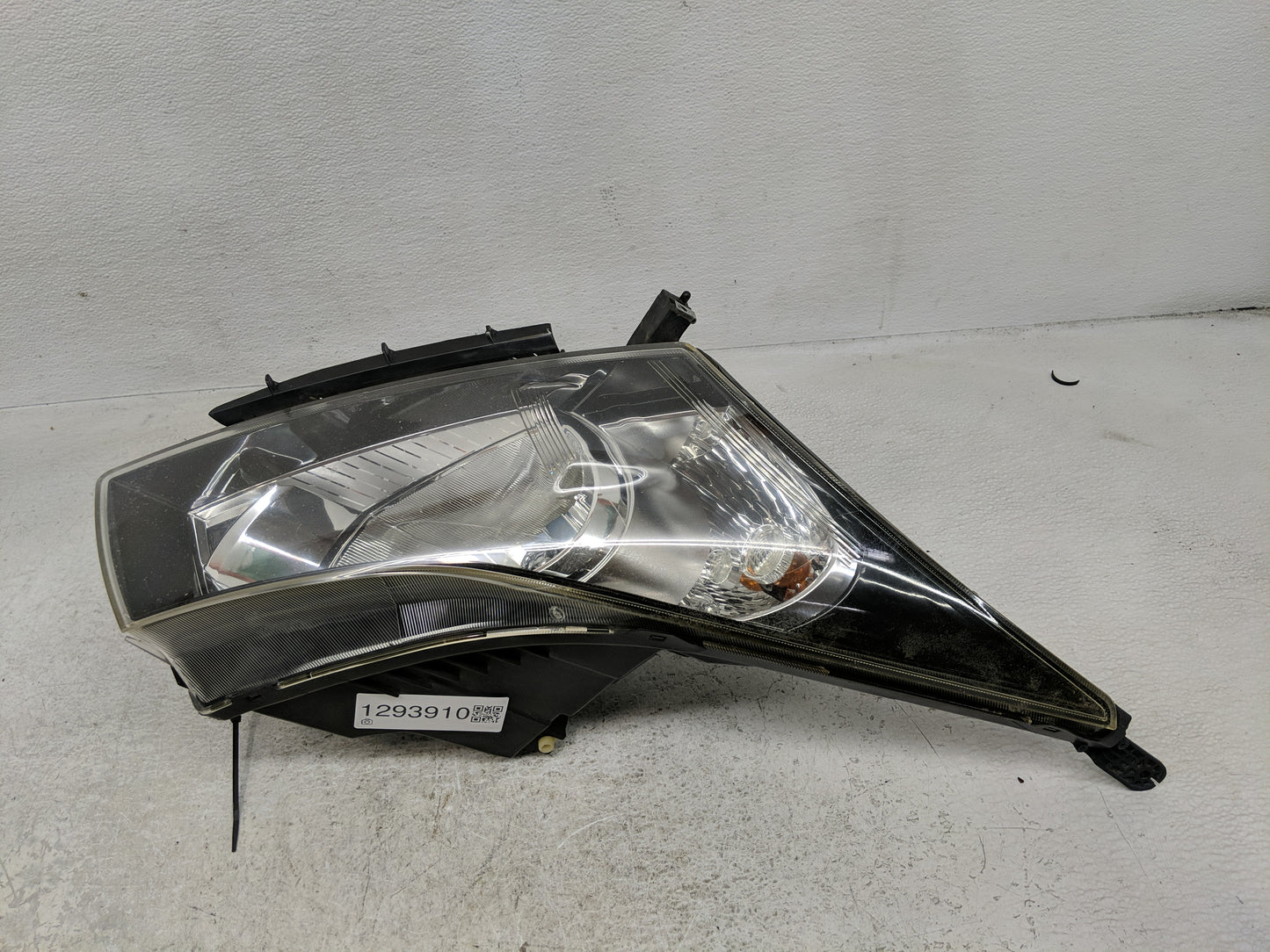 2011-2012 Chevrolet Cruze Passenger Right Oem Head Light Headlight Lamp - Oemusedautoparts1.com
