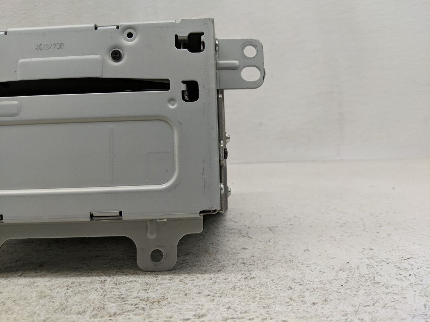 2011 Chevrolet Cruze Radio AM FM Cd Player Receiver Replacement P/N:20983517 Fits OEM Used Auto Parts - Oemusedautoparts1.co
