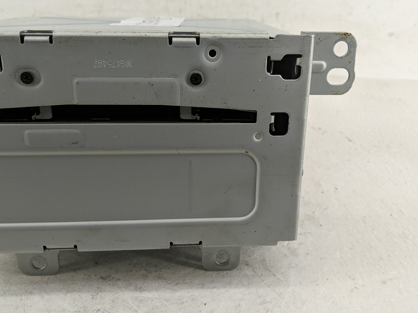 2011-2012 Chevrolet Cruze Radio AM FM Cd Player Receiver Replacement P/N:20983516 Fits Fits 2010 2011 2012 OEM Used Auto Par