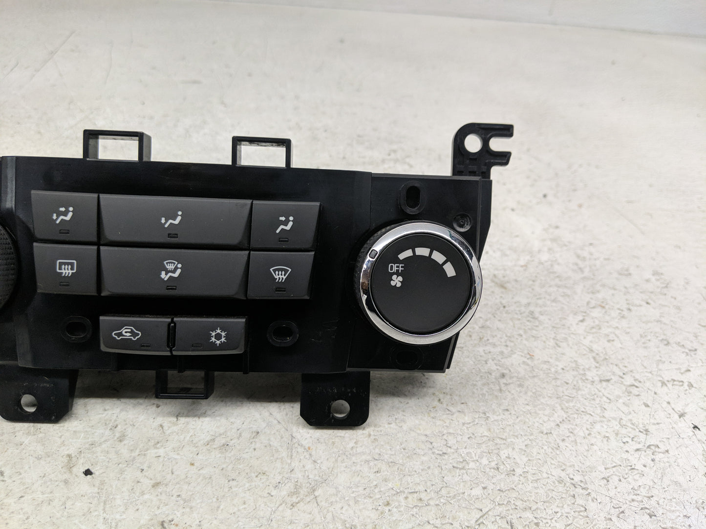 2011-2012 Chevrolet Cruze Climate Control Module Temperature AC/Heater Replacement P/N:95017054 Fits Fits 2011 2012 OEM Used