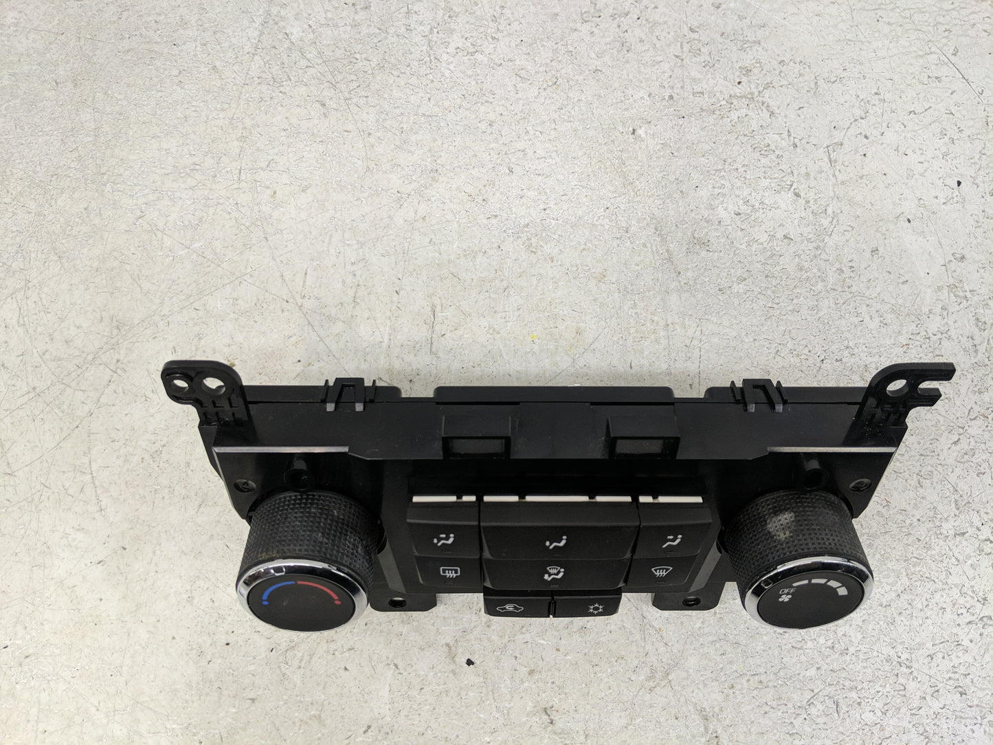 2011-2012 Chevrolet Cruze Climate Control Module Temperature AC/Heater Replacement P/N:95017054 Fits Fits 2011 2012 OEM Used