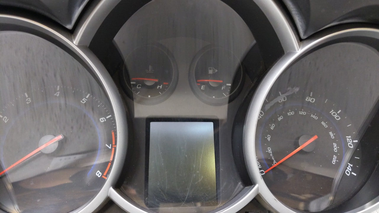 2011 Chevrolet Cruze Instrument Cluster Speedometer Gauges P/N:811511914,769212-670A,95018203,95018205,95018203 95018203 Fit