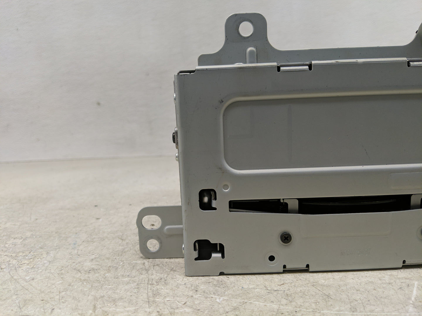 2011-2012 Chevrolet Cruze Radio AM FM Cd Player Receiver Replacement P/N:20983517 Fits Fits 2010 2011 2012 OEM Used Auto Par