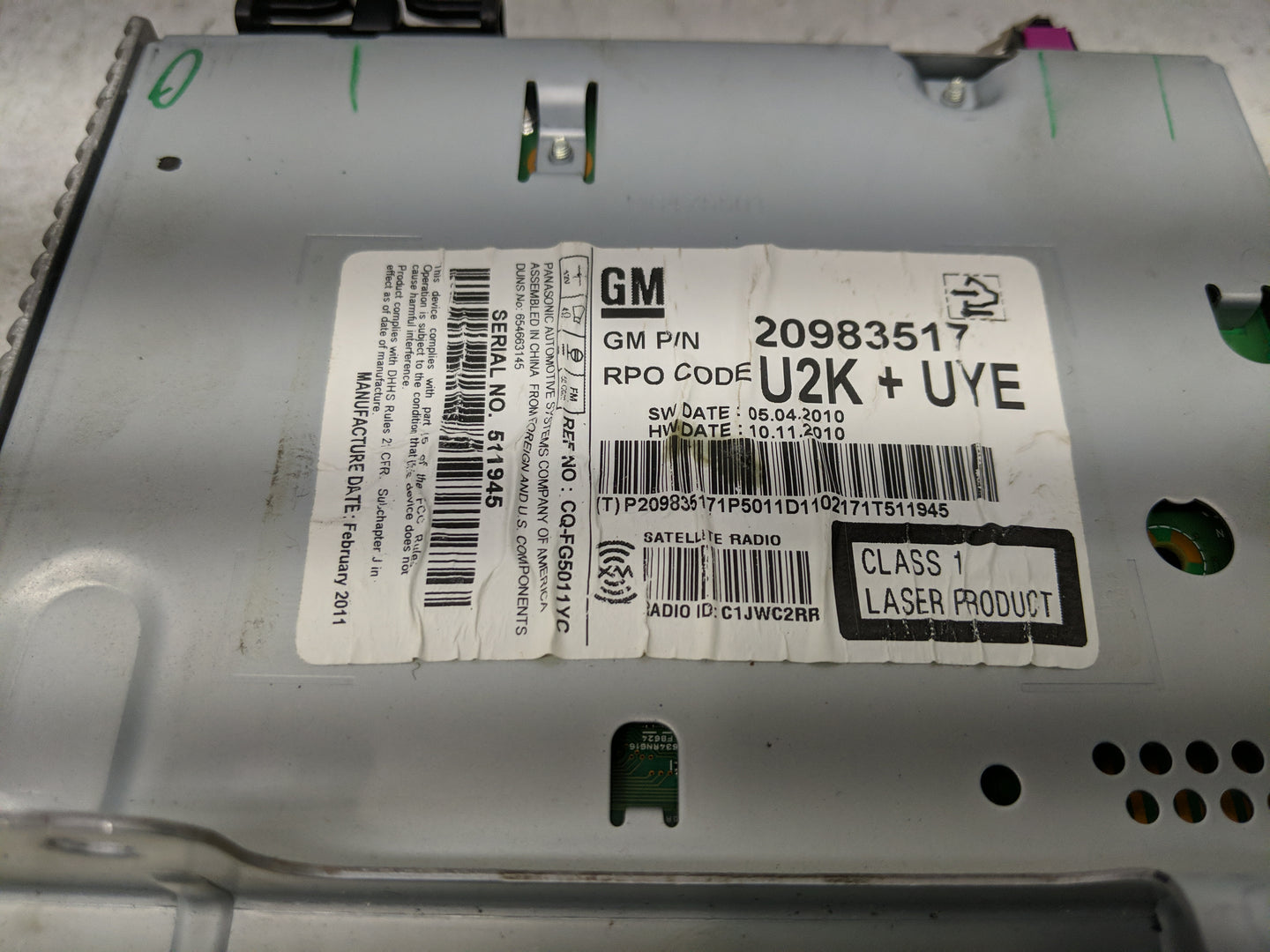 2011-2012 Chevrolet Cruze Radio AM FM Cd Player Receiver Replacement P/N:20983517 Fits Fits 2010 2011 2012 OEM Used Auto Par