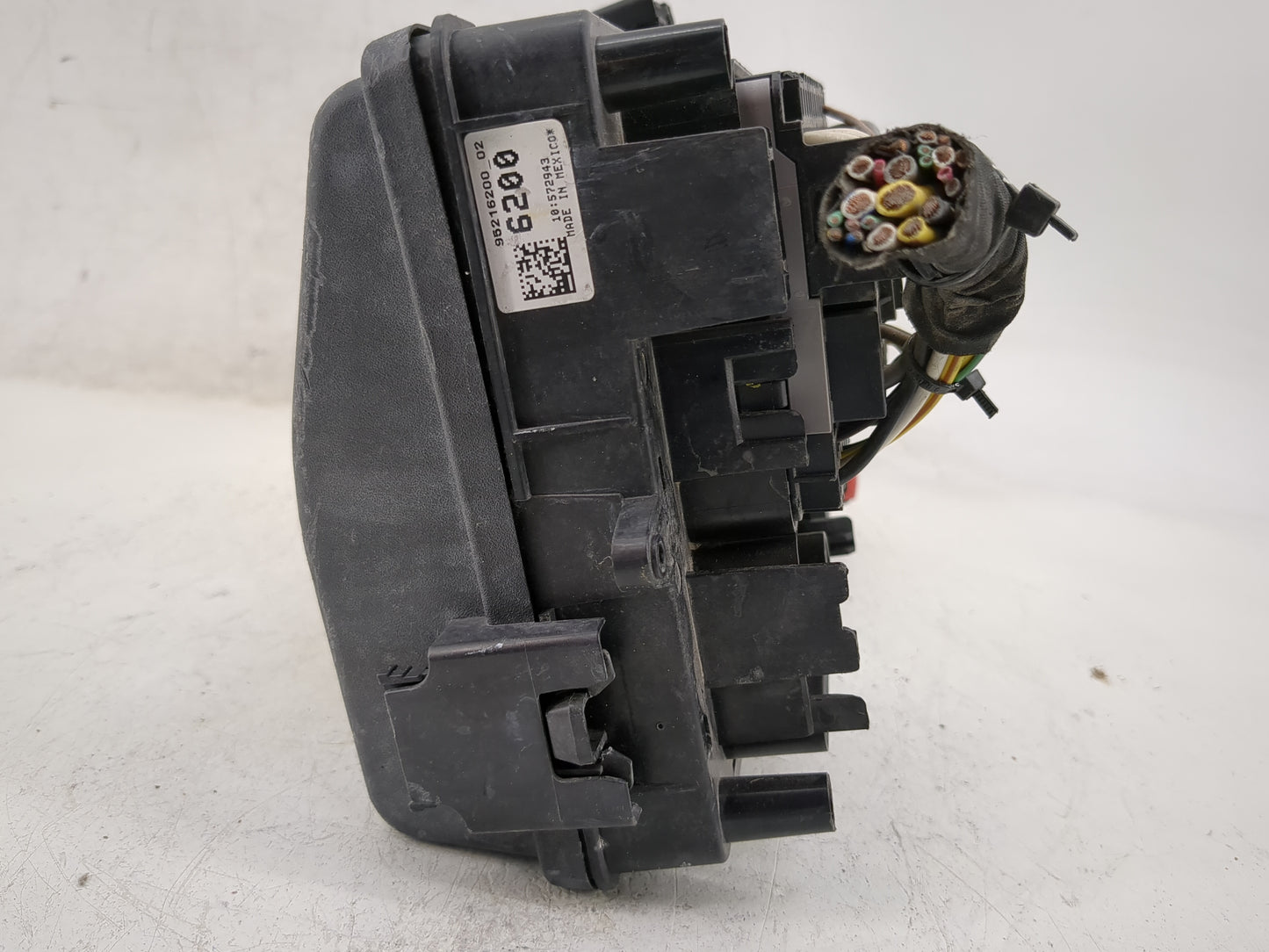 2011-2014 Chevrolet Cruze Fusebox Fuse Box Panel Relay Module P/N:95216200 02 Fits Fits 2011 2012 2013 2014 OEM Used Auto Pa