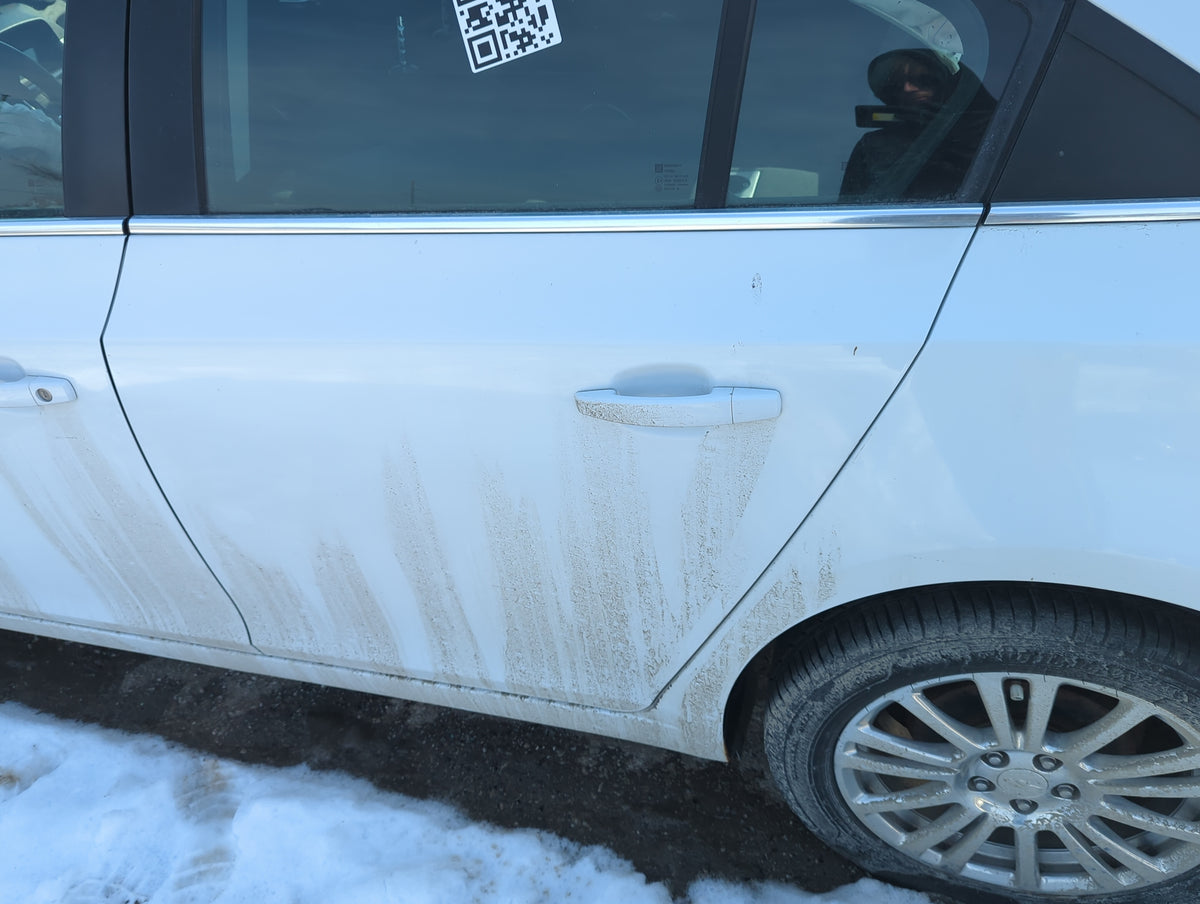 2011-2012 Chevrolet Cruze Driver Rear Door Oem 1366137 - Oemusedautoparts1.com