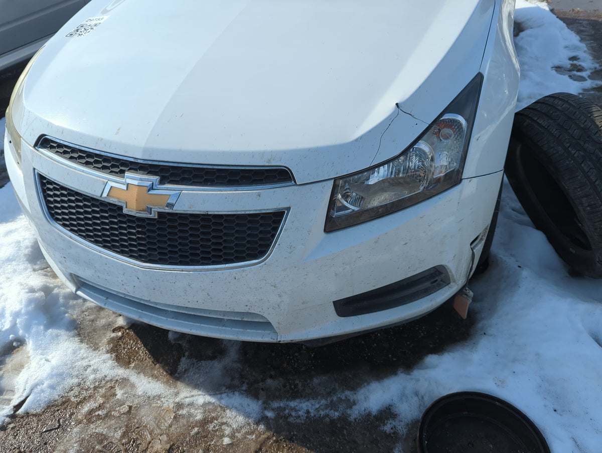 2011-2014 Chevrolet Cruze Front Bumper - Oem 1366184 - Oemusedautoparts1.com