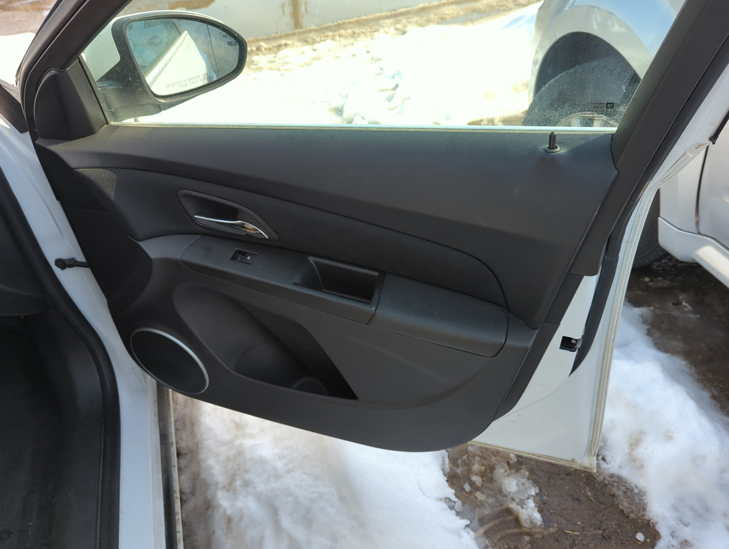2011 Chevrolet Cruze Front Right Passenger Interior Door Panel Trim - Oemusedautoparts1.com