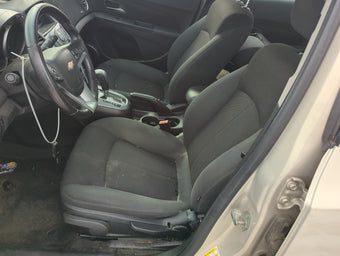 compare product 2011-2011 Chevrolet Cruze Driver Front Seat Oem 1368157