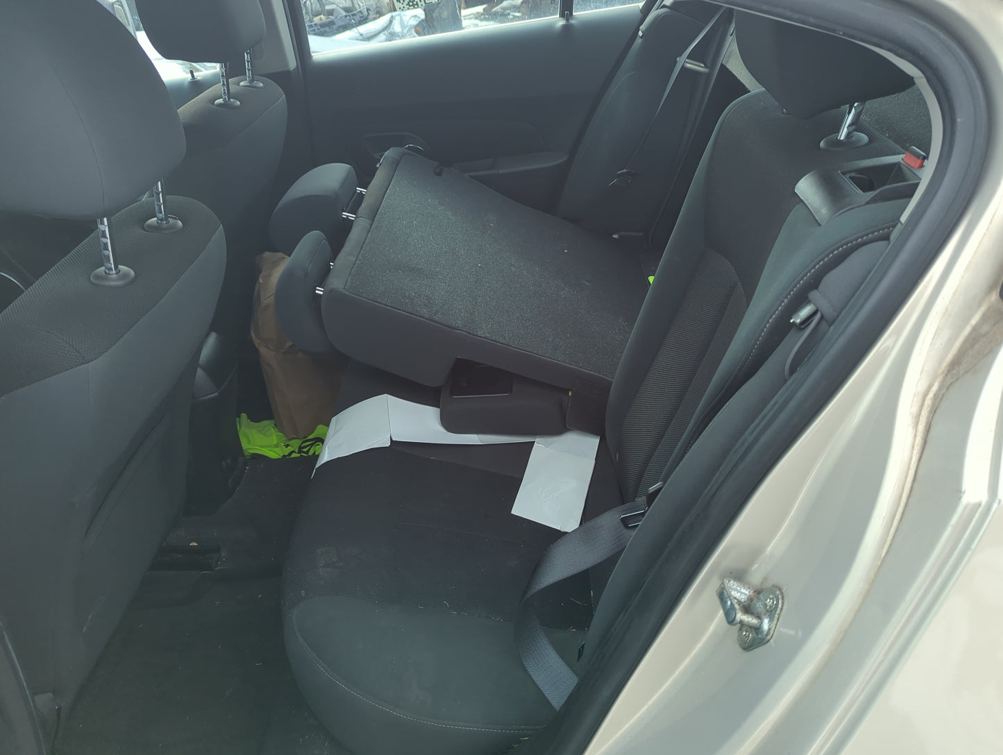 2011 Chevrolet Cruze Rear Seat Oem 1368167 - Oemusedautoparts1.com