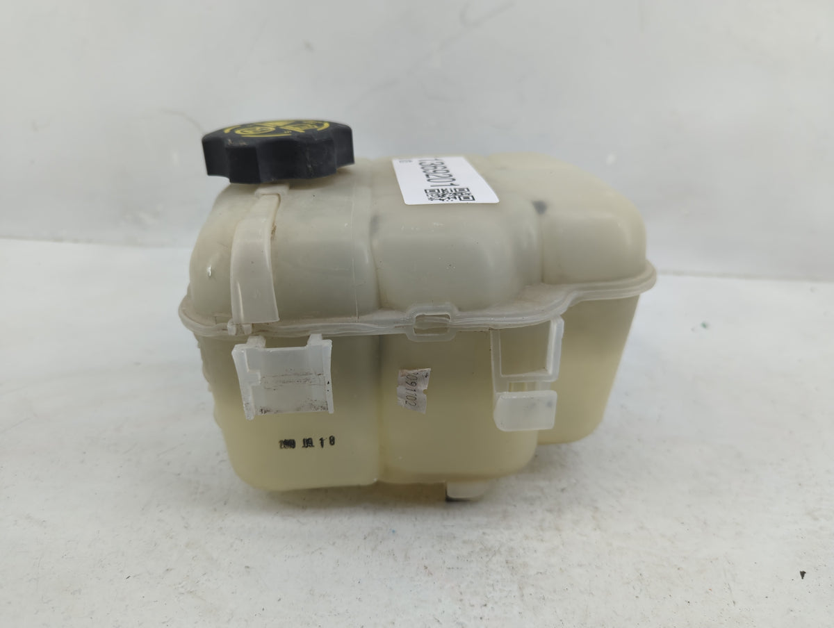 2011 Chevrolet Cruze Radiator Coolant Overflow Expansion Tank Bottle 1369201 - Oemusedautoparts1.com