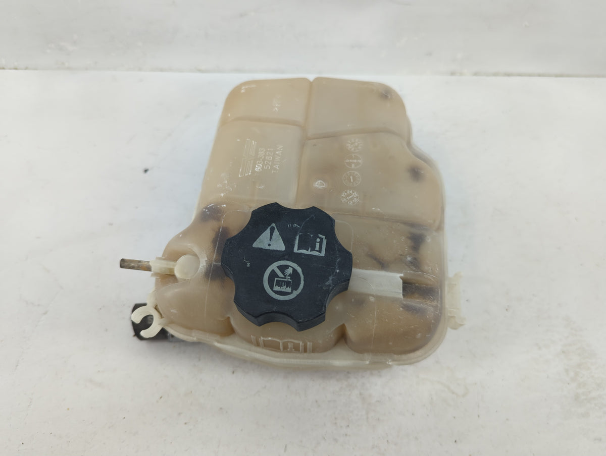 2011 Chevrolet Cruze Radiator Coolant Overflow Expansion Tank Bottle 1369254 - Oemusedautoparts1.com