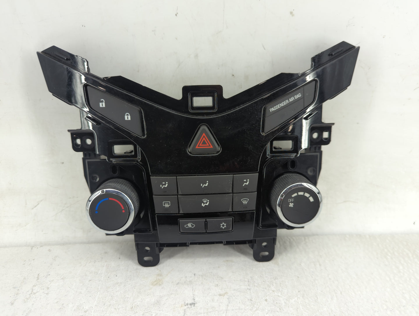 2011-2012 Chevrolet Cruze Climate Control Module Temperature AC/Heater Replacement P/N:95017054 Fits Fits 2011 2012 OEM Used