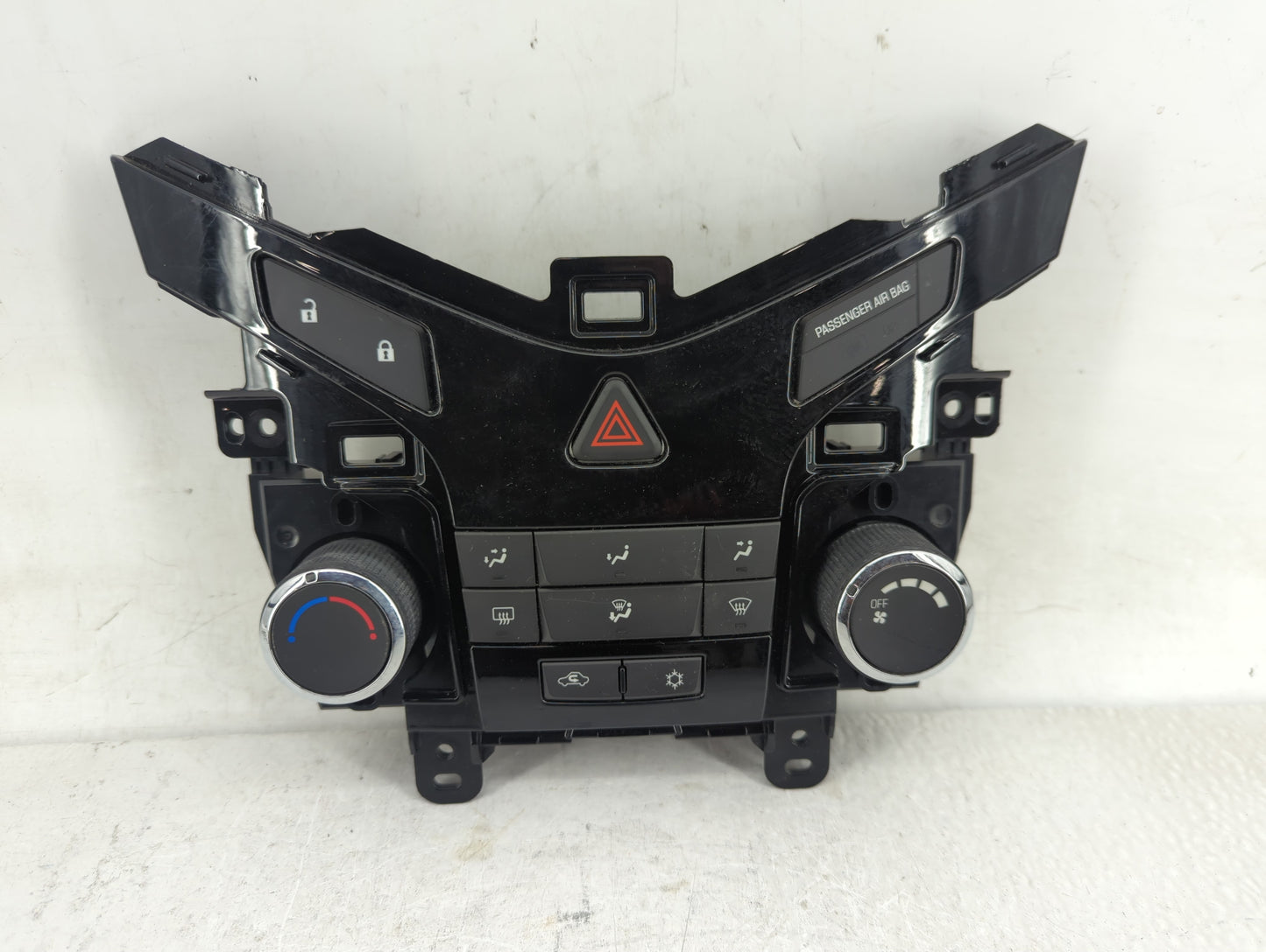 2011-2012 Chevrolet Cruze Climate Control Module Temperature AC/Heater Replacement P/N:95017054 Fits Fits 2011 2012 OEM Used