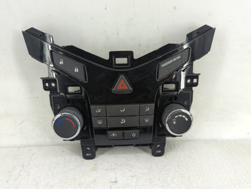 2011-2012 Chevrolet Cruze Climate Control Module Temperature AC/Heater Replacement P/N:95017054 Fits Fits 2011 2012 OEM Used