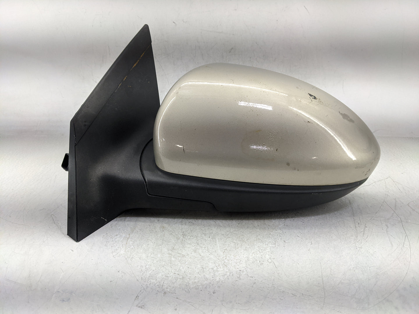 2011-2016 Chevrolet Cruze Passenger Side View Mirror - Right Door Mirror OEM Used - Oemusedautoparts1.com