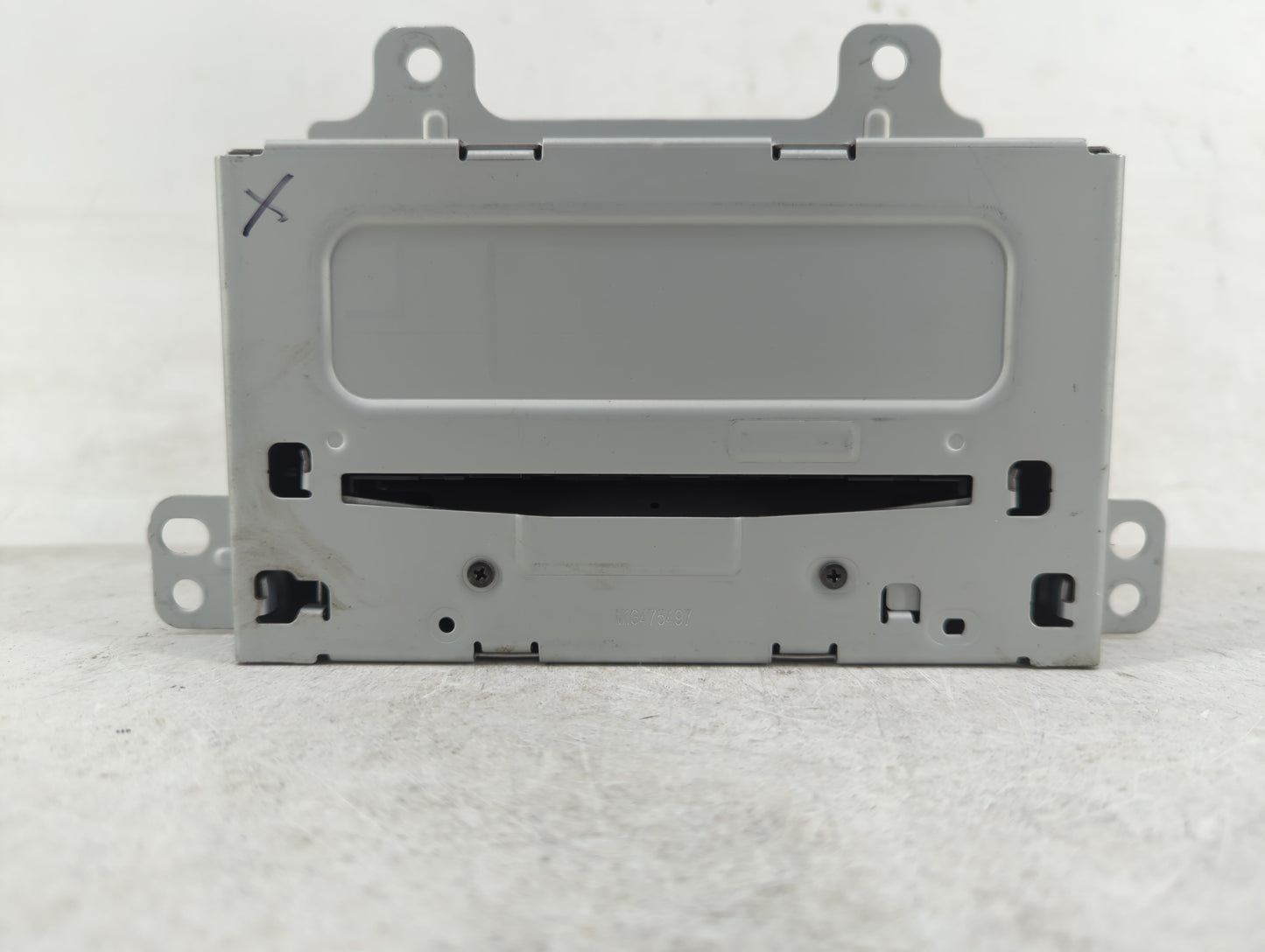 2011-2012 Chevrolet Cruze Radio AM FM Cd Player Receiver Replacement P/N:20983517 Fits Fits 2010 2011 2012 OEM Used Auto Par