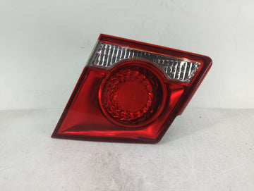 2011-2016 Chevrolet Cruze Tail Light Assembly Passenger Right OEM P/N:3057KLCP Fits Fits 2011 2012 2013 2014 2015 2016 OEM U