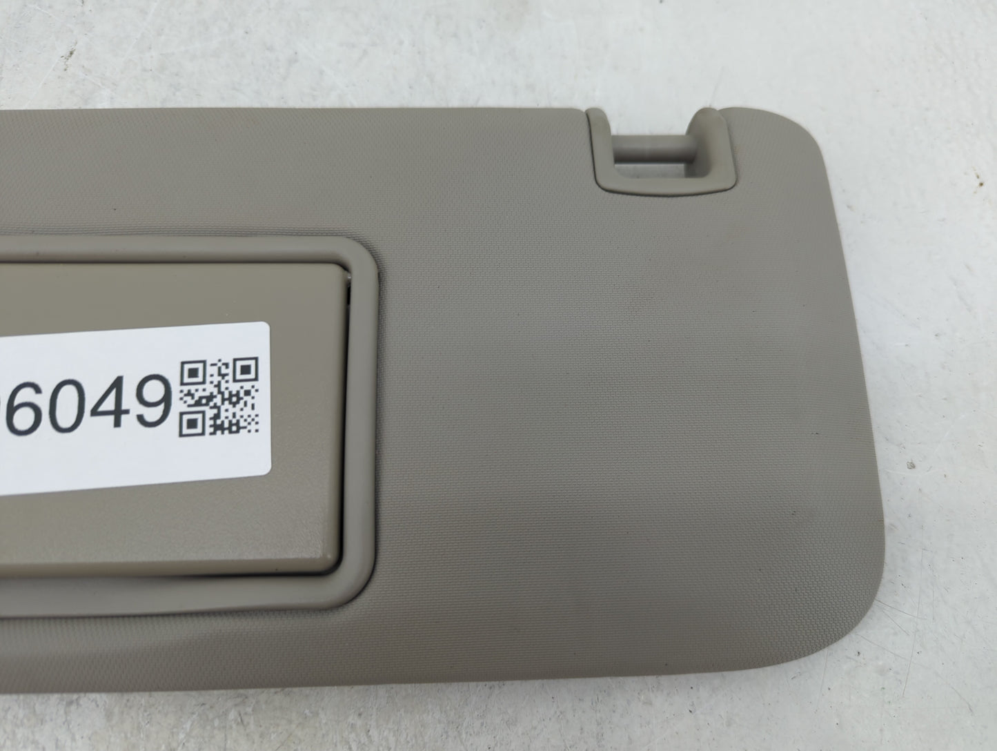 2011-2016 Chevrolet Cruze Sun Visor Shade Replacement Passenger Right Mirror Fits Fits 2011 2012 2013 2014 2015 2016 OEM Use