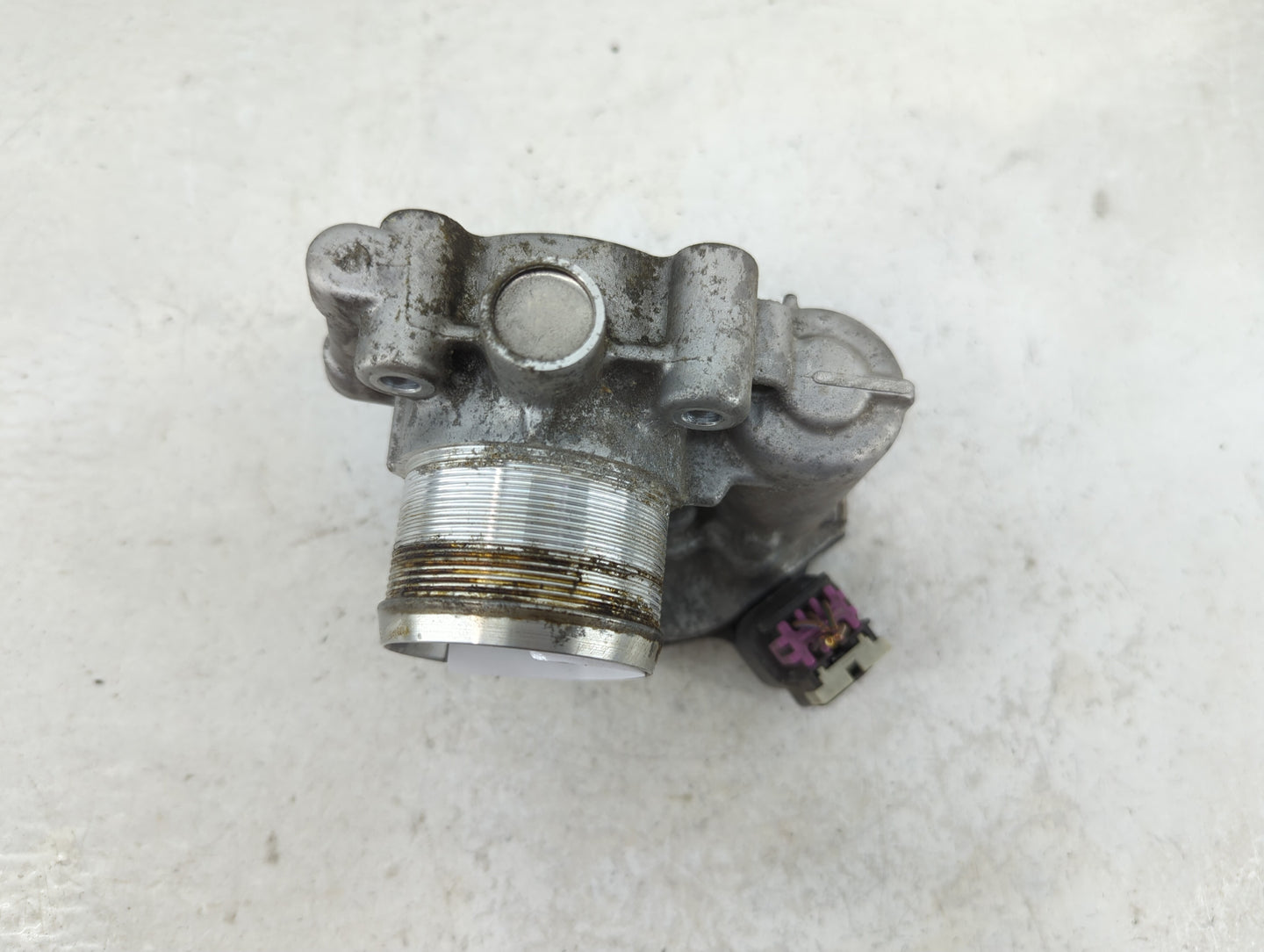 2011-2016 Chevrolet Cruze Throttle Body P/N:55565489 Fits Fits 2009 2010 2011 2012 2013 2014 2015 2016 2017 2018 OEM Used Au
