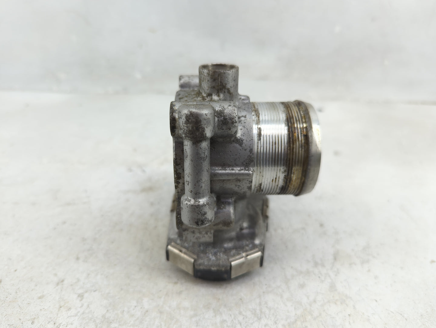 2011-2016 Chevrolet Cruze Throttle Body P/N:55565489 Fits Fits 2009 2010 2011 2012 2013 2014 2015 2016 2017 2018 OEM Used Au