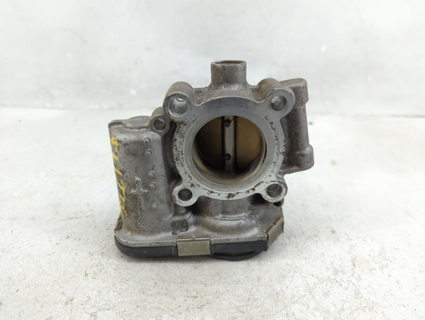 2011-2016 Chevrolet Cruze Throttle Body P/N:55565489 Fits Fits 2011 2012 2013 2014 2015 2016 2017 2018 2019 2020 2021 OEM Us