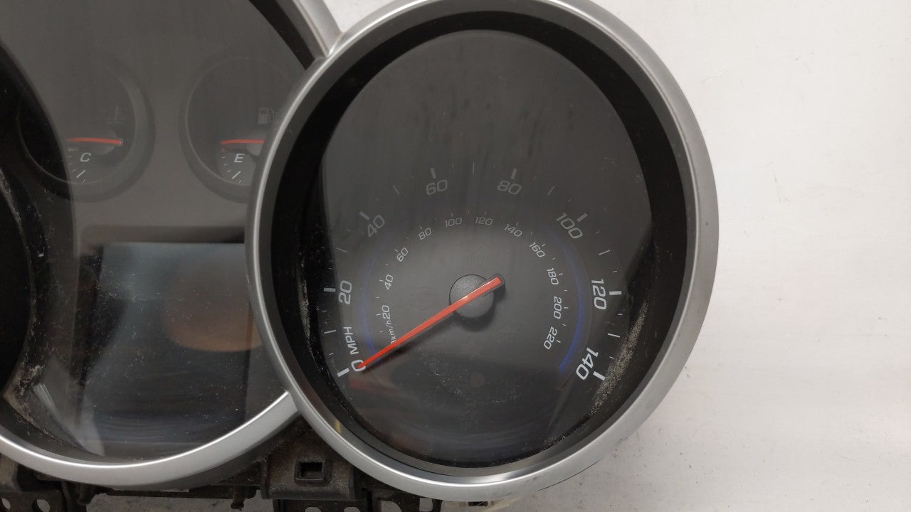 2011 Chevrolet Cruze Instrument Cluster Speedometer Gauges P/N:811511914 769212-670A, 95018203, 95018205 Fits OEM Used Auto 