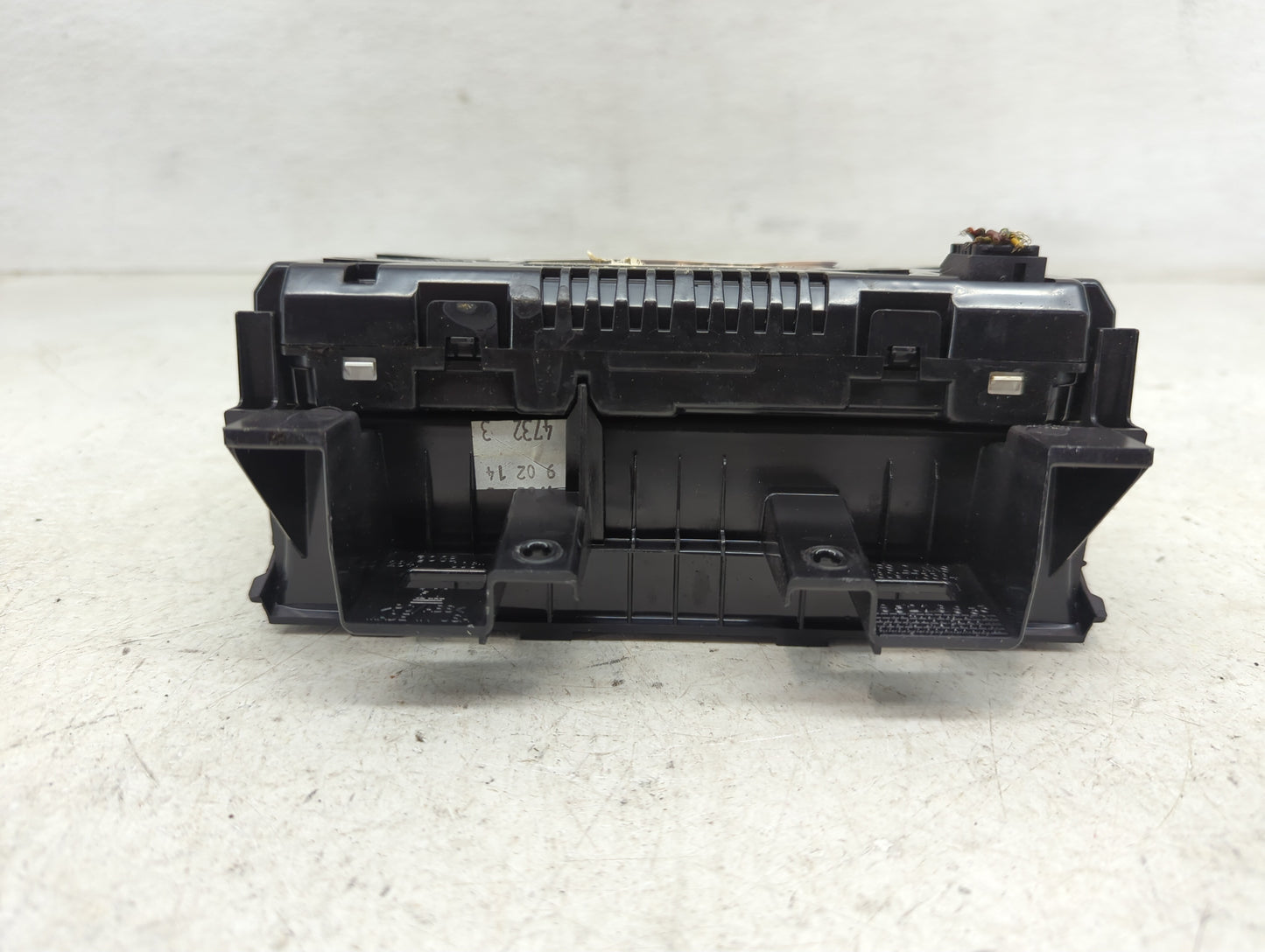 2011-2016 Chevrolet Cruze Information Display Screen - Oemusedautoparts1.com