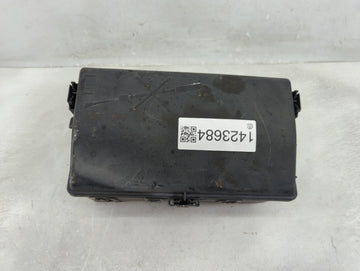 2011-2014 Chevrolet Cruze Fusebox Fuse Box Panel Relay Module P/N:812461952 Fits Fits 2011 2012 2013 2014 OEM Used Auto Part