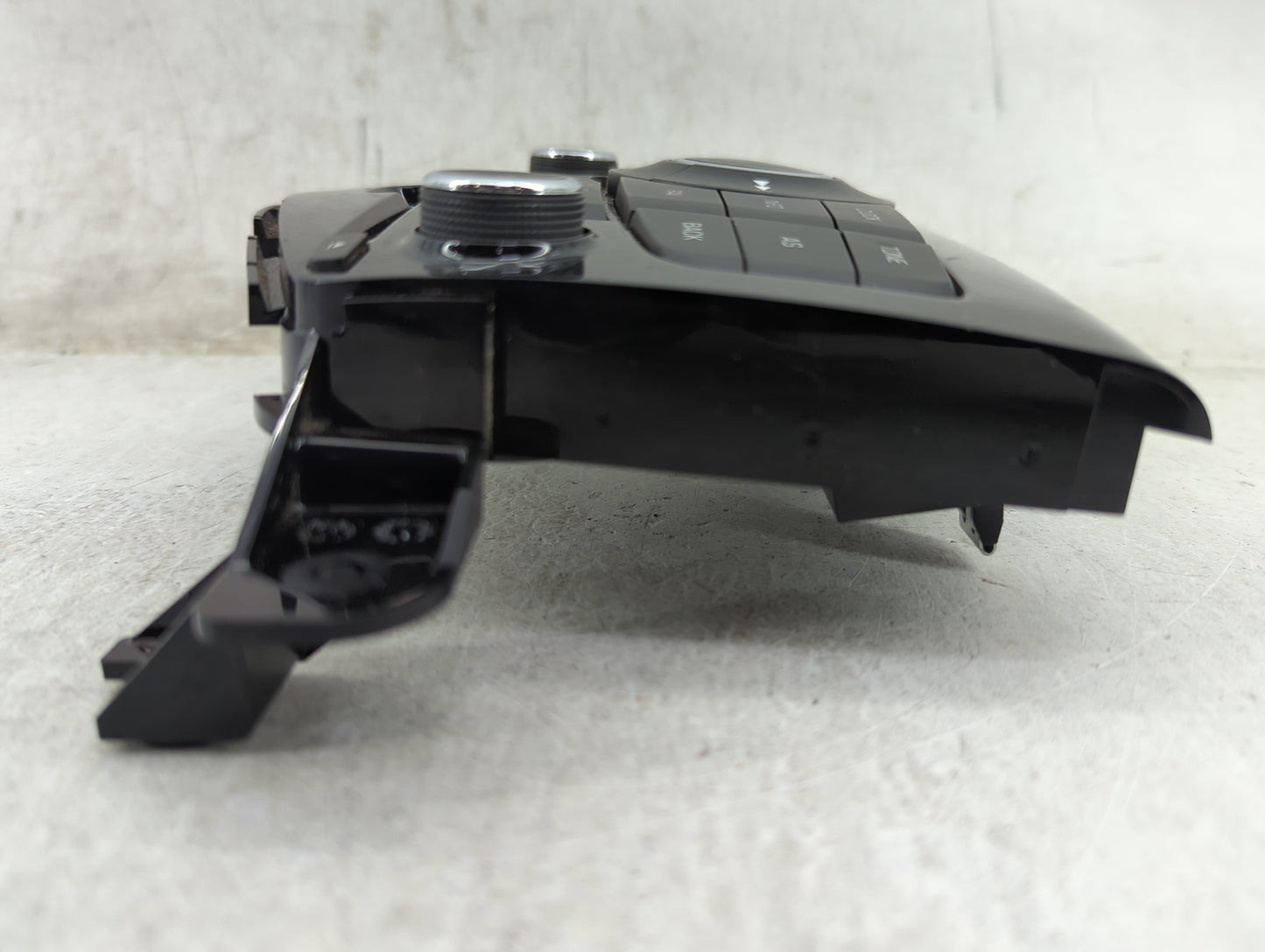 2011-2016 Chevrolet Cruze Radio Control Panel - Oemusedautoparts1.com