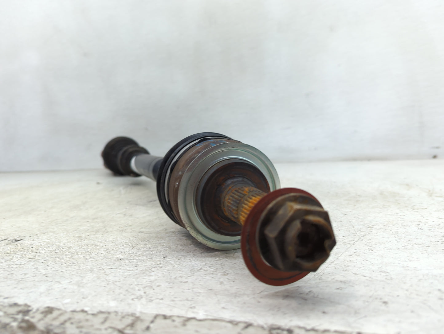2011-2012 Chevrolet Cruze Axle Shaft Front Passenger Cv C/v - Oemusedautoparts1.com