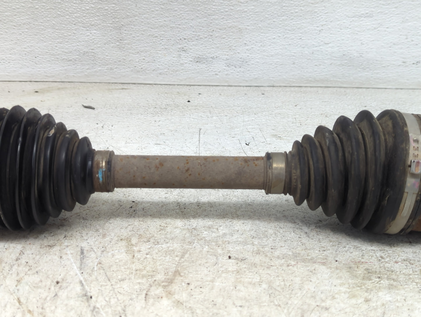 2011-2016 Chevrolet Cruze Axle Shaft Front Driver Cv C/v - Oemusedautoparts1.com
